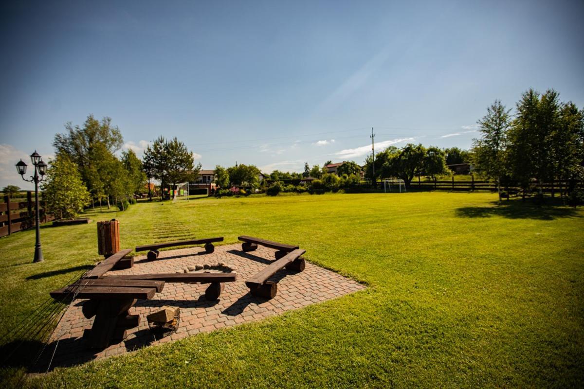 Agroturystyka "Na Lakach" Garczegorze Extérieur photo